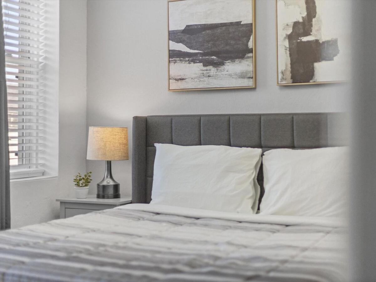 Lawrenceville !5 Spacious And Quiet Three Bedroom With Free Street Parking Apartamento Pittsburgh